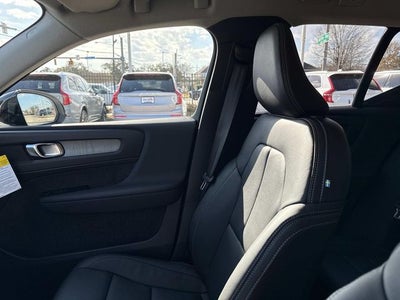 2026 Volvo XC40 B5 Core