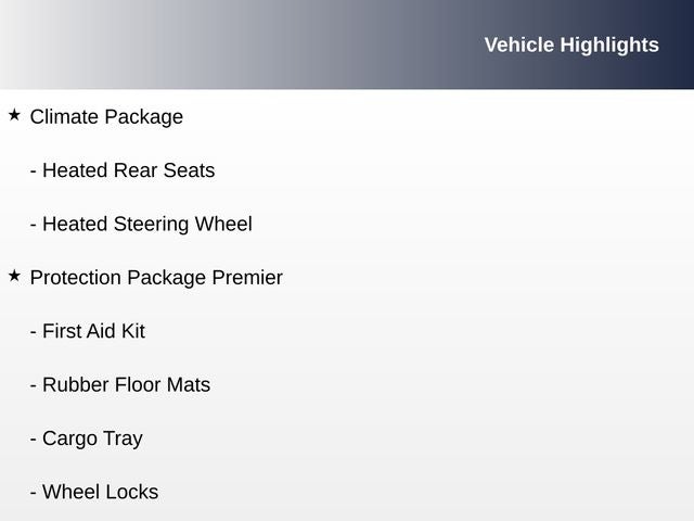 2024 Volvo XC40 B5 Plus Dark Theme