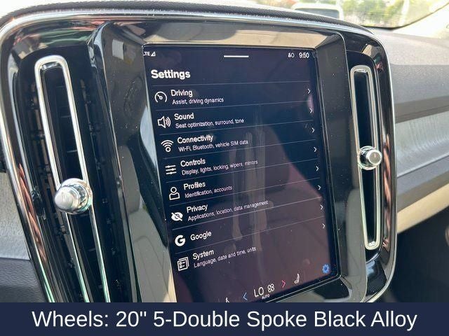 2025 Volvo XC40 Ultra