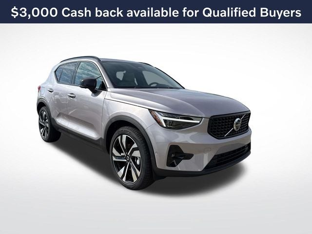 2026 Volvo XC40 B5 Ultra