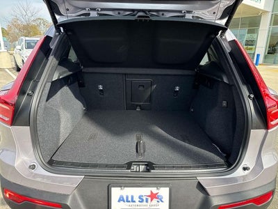 2026 Volvo XC40 B5 Ultra