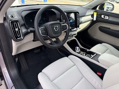 2026 Volvo XC40 B5 Ultra