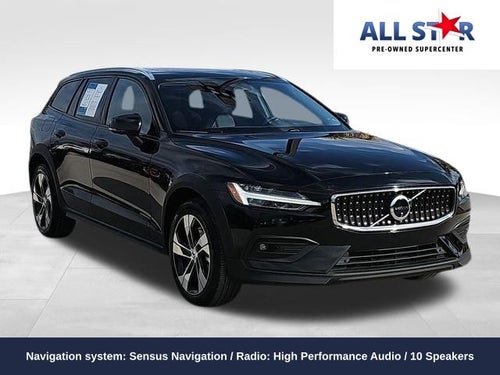 2025 Volvo V60 Cross Country B5 Plus