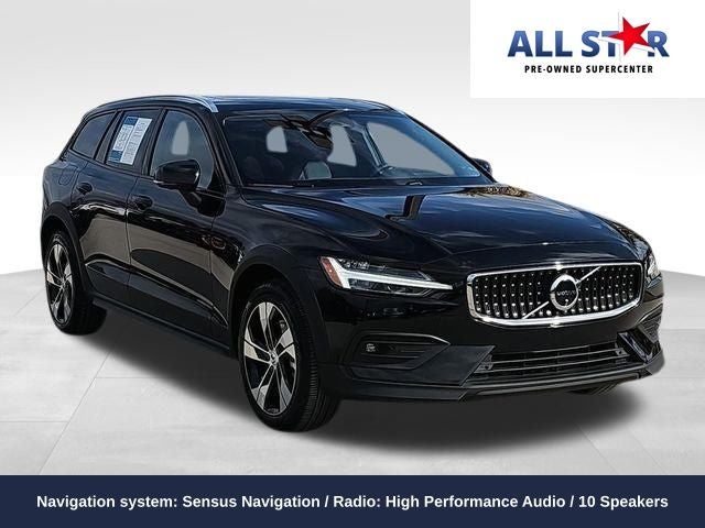 2025 Volvo V60 Cross Country B5 Plus