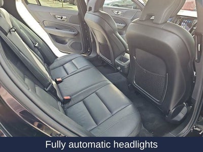 2025 Volvo V60 Cross Country B5 Plus