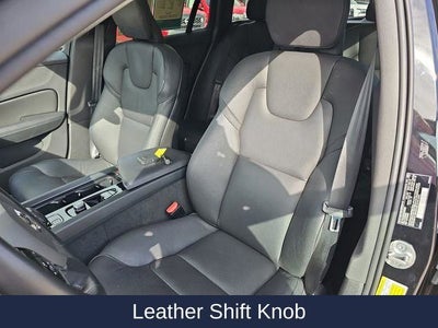 2025 Volvo V60 Cross Country B5 Plus