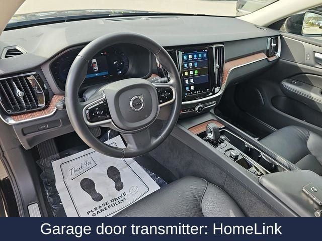 2025 Volvo V60 Cross Country B5 Plus