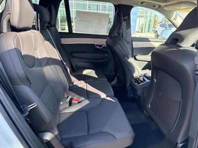 2026 Volvo XC90 B5 Plus