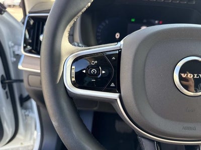 2026 Volvo XC90 B5 Plus