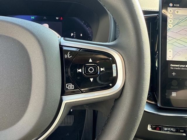 2026 Volvo XC90 B5 Plus