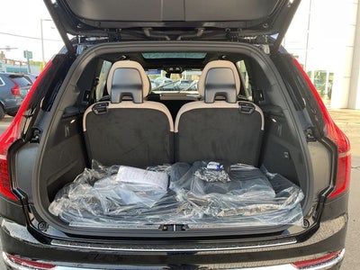 2026 Volvo XC90 B5 Plus