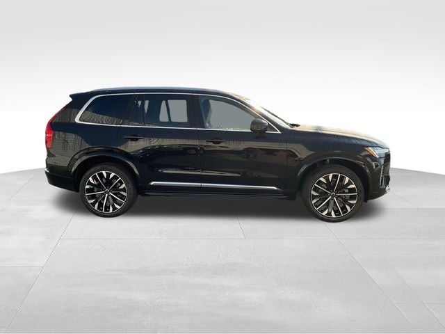 2026 Volvo XC90 B5 Plus