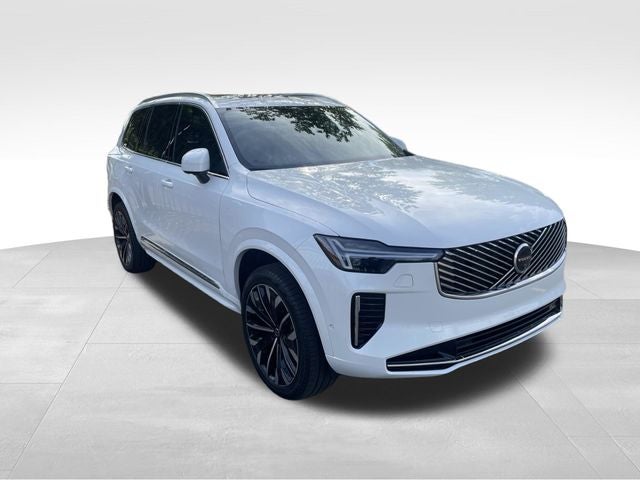 2026 Volvo XC90 B5 Plus