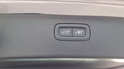 2026 Volvo XC90 B5 Core