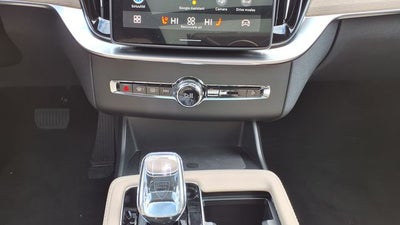 2026 Volvo XC90 B5 Core