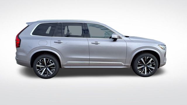 2026 Volvo XC90 B5 Core