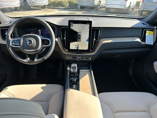 2026 Volvo XC60 B5 Plus