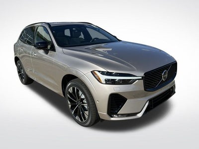 2026 Volvo XC60 B5 Plus