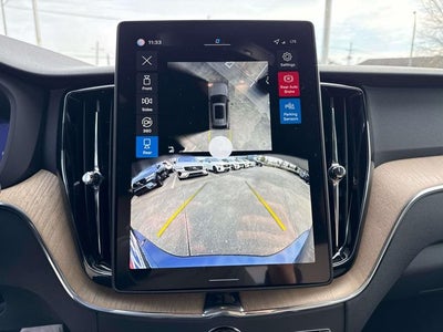 2026 Volvo XC60 B5 Plus