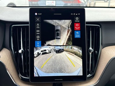 2026 Volvo XC60 B5 Plus