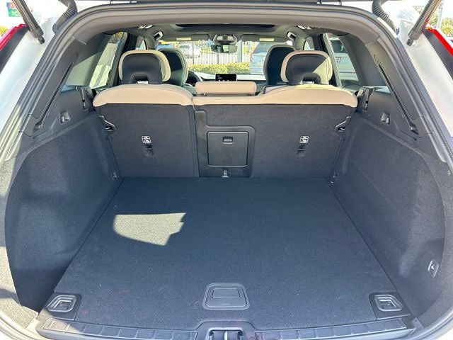 2026 Volvo XC60 B5 Core