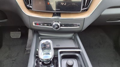 2026 Volvo XC60 B5 Core