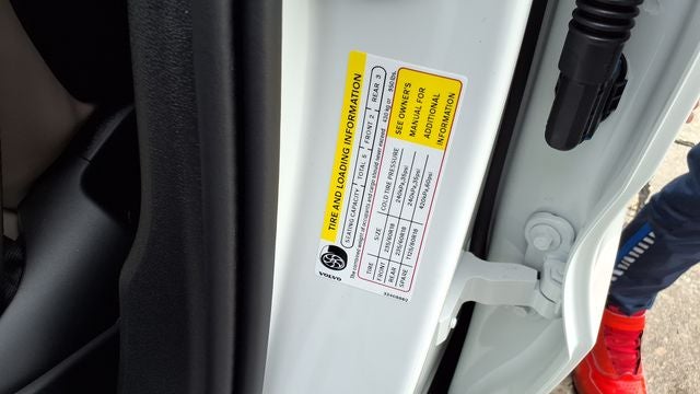 2026 Volvo XC60 B5 Core