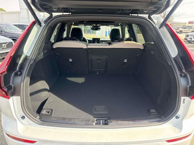 2026 Volvo XC60 B5 Core