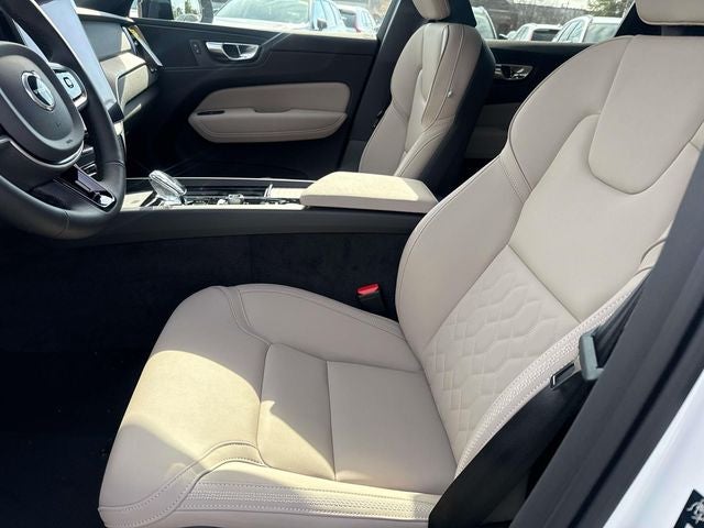 2026 Volvo XC60 B5 Core