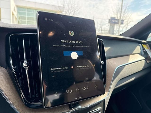 2026 Volvo XC60 B5 Core