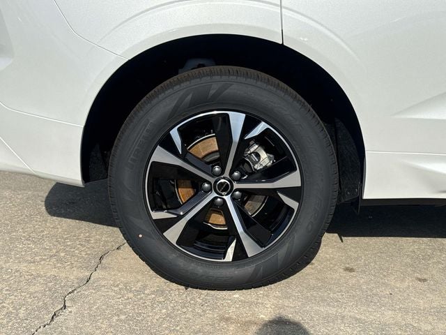 2026 Volvo XC60 B5 Core