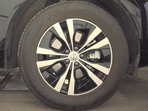 2025 Volvo XC60 B5 Core