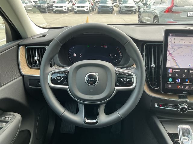 2026 Volvo XC60 B5 Core