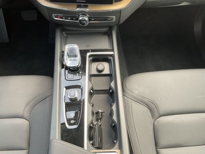 2026 Volvo XC60 B5 Core