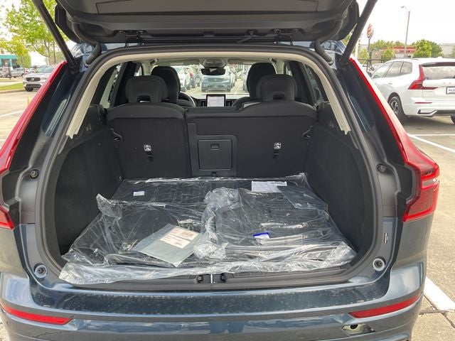 2026 Volvo XC60 B5 Core