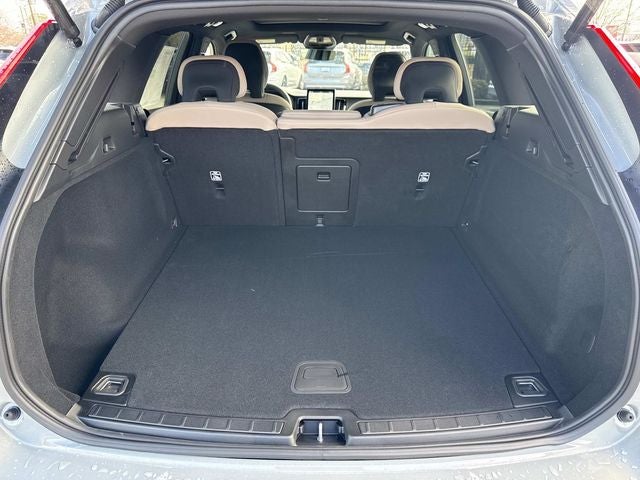 2026 Volvo XC60 B5 Core