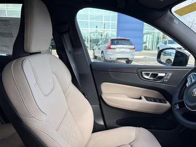 2026 Volvo XC60 B5 Core