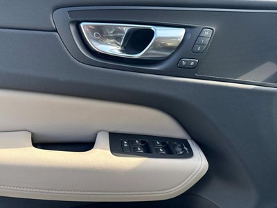 2026 Volvo XC60 B5 Core