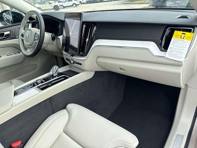 2026 Volvo XC60 B5 Ultra