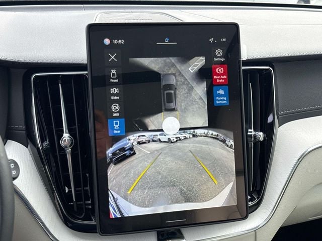 2026 Volvo XC60 B5 Ultra