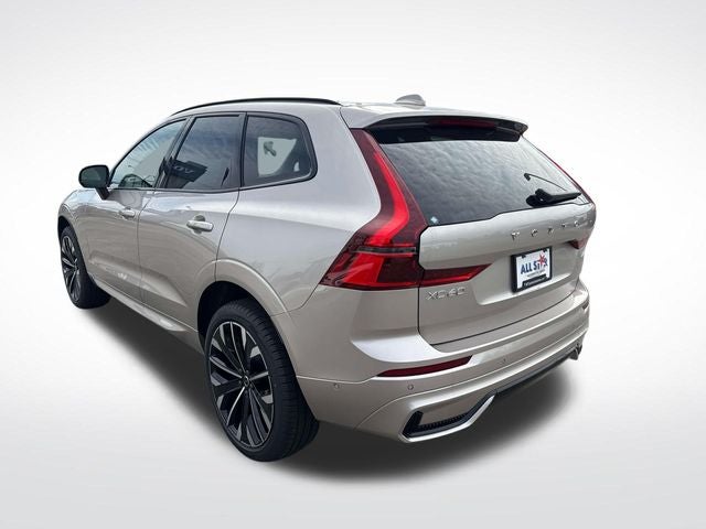 2026 Volvo XC60 B5 Ultra
