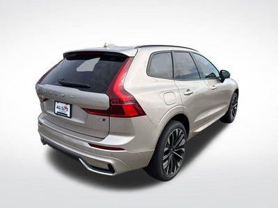 2026 Volvo XC60 B5 Ultra