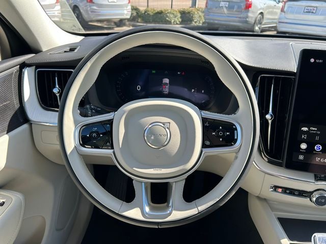 2026 Volvo XC60 B5 Ultra