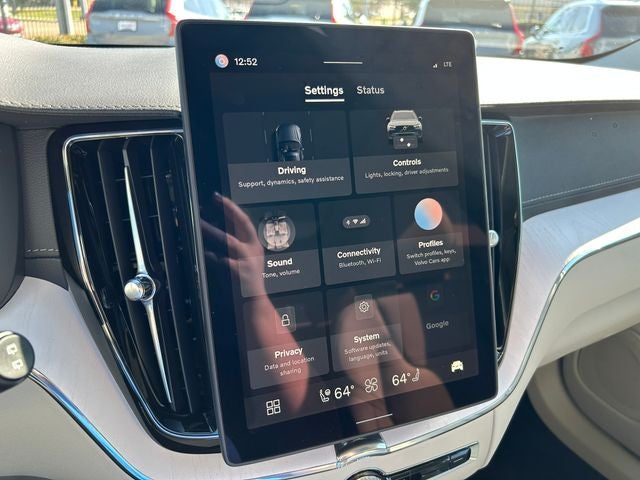 2026 Volvo XC60 B5 Ultra