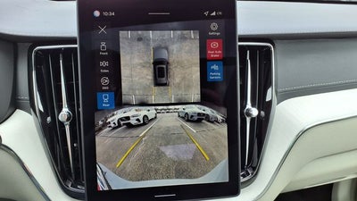 2026 Volvo XC60 B5 Ultra