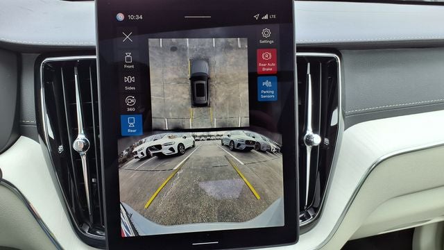 2026 Volvo XC60 B5 Ultra