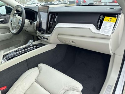 2026 Volvo XC60 B5 Ultra