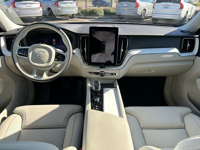 2026 Volvo XC60 B5 Ultra