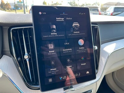 2026 Volvo XC60 B5 Ultra