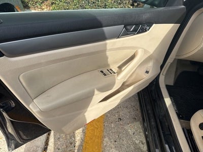 2015 Volkswagen Passat 1.8T Limited Edition